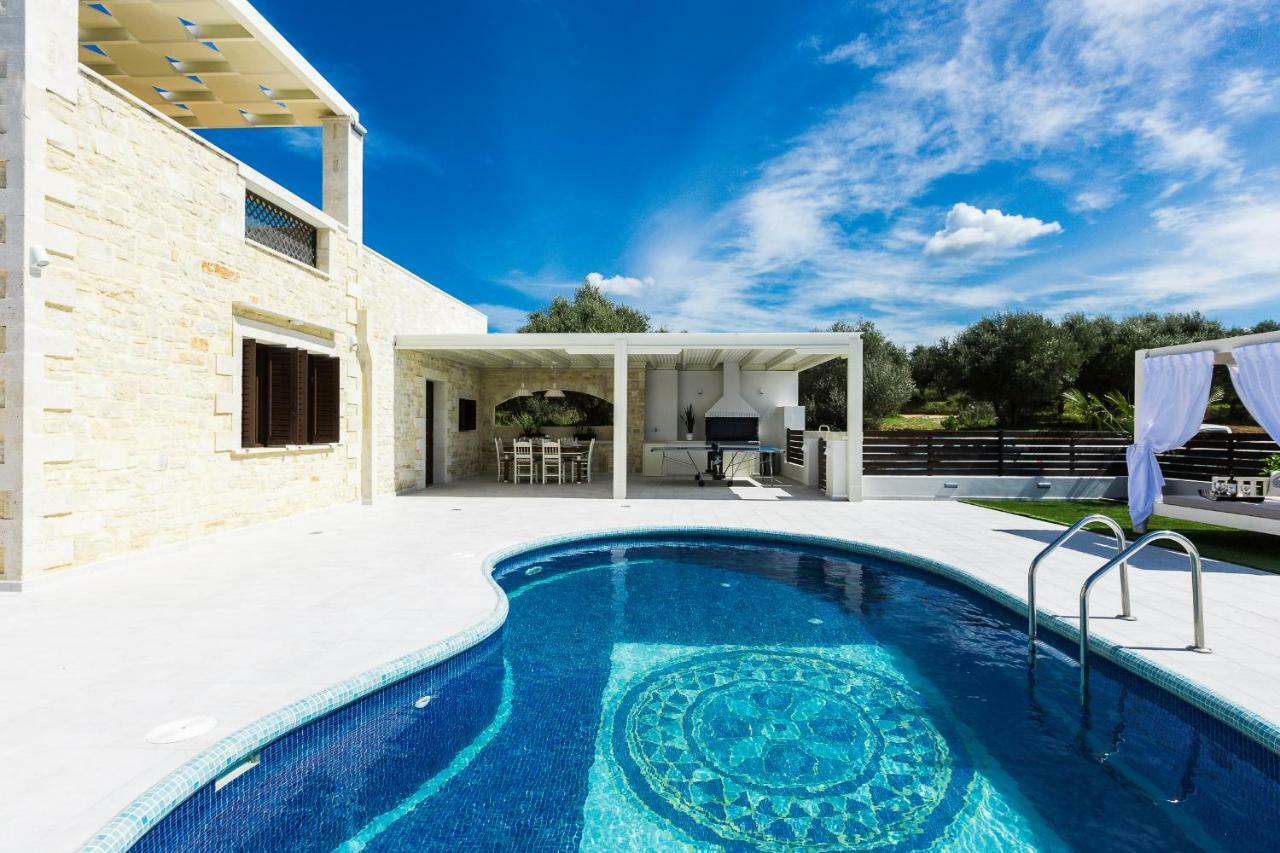 Caramel Villa, With 40M2 Pool & Spa Whirlpool, By Thinkvilla Pánormos Exterior foto